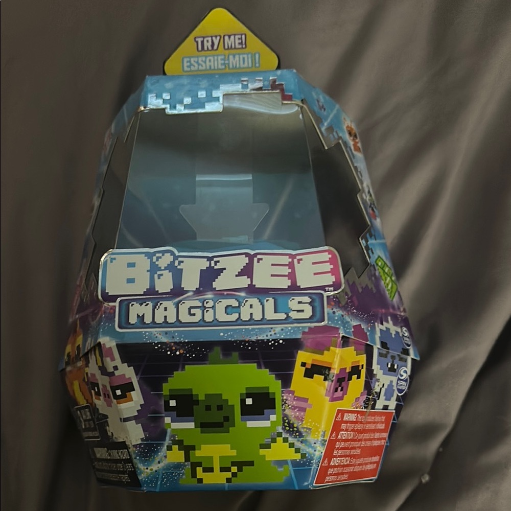 Bitzee Magicals Toy Box